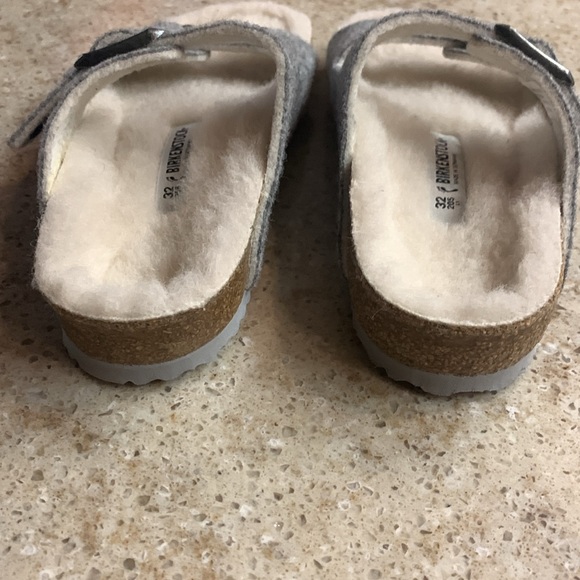 NWOT Birkenstock Arizona Happy Lamb Wool Size 1-1.5 - Picture 7 of 7